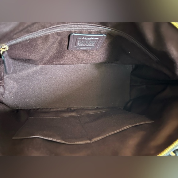 Coach Black Gallery Tote - Picture 14 of 14